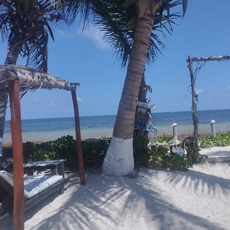 Lunazul Eco-Cabana Frente Al Mar Mahahual Esterno foto
