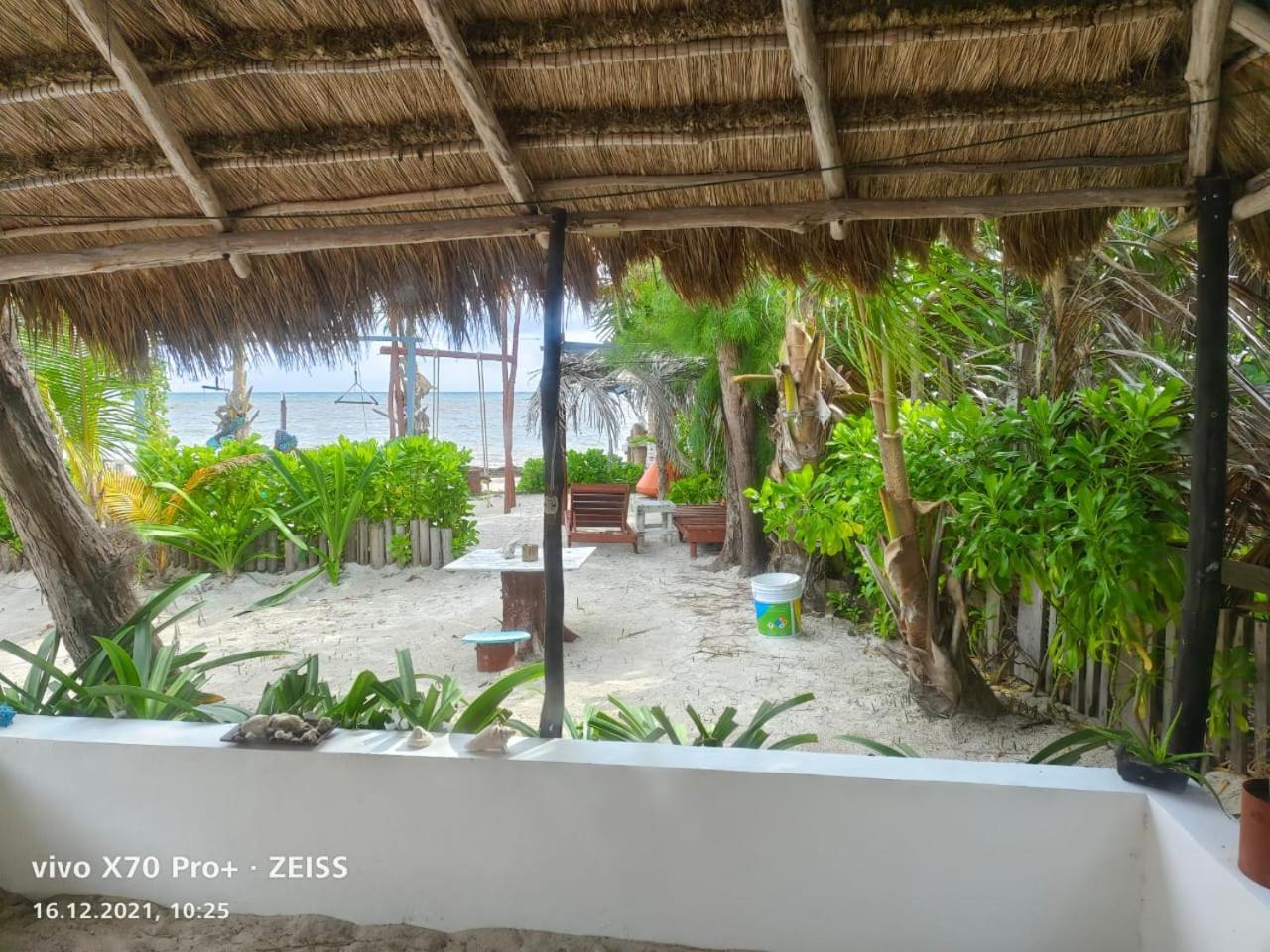 Lunazul Eco-Cabana Frente Al Mar Mahahual Esterno foto