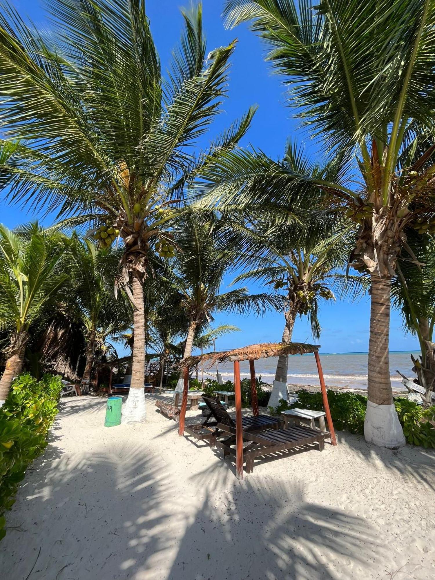 Lunazul Eco-Cabana Frente Al Mar Mahahual Esterno foto