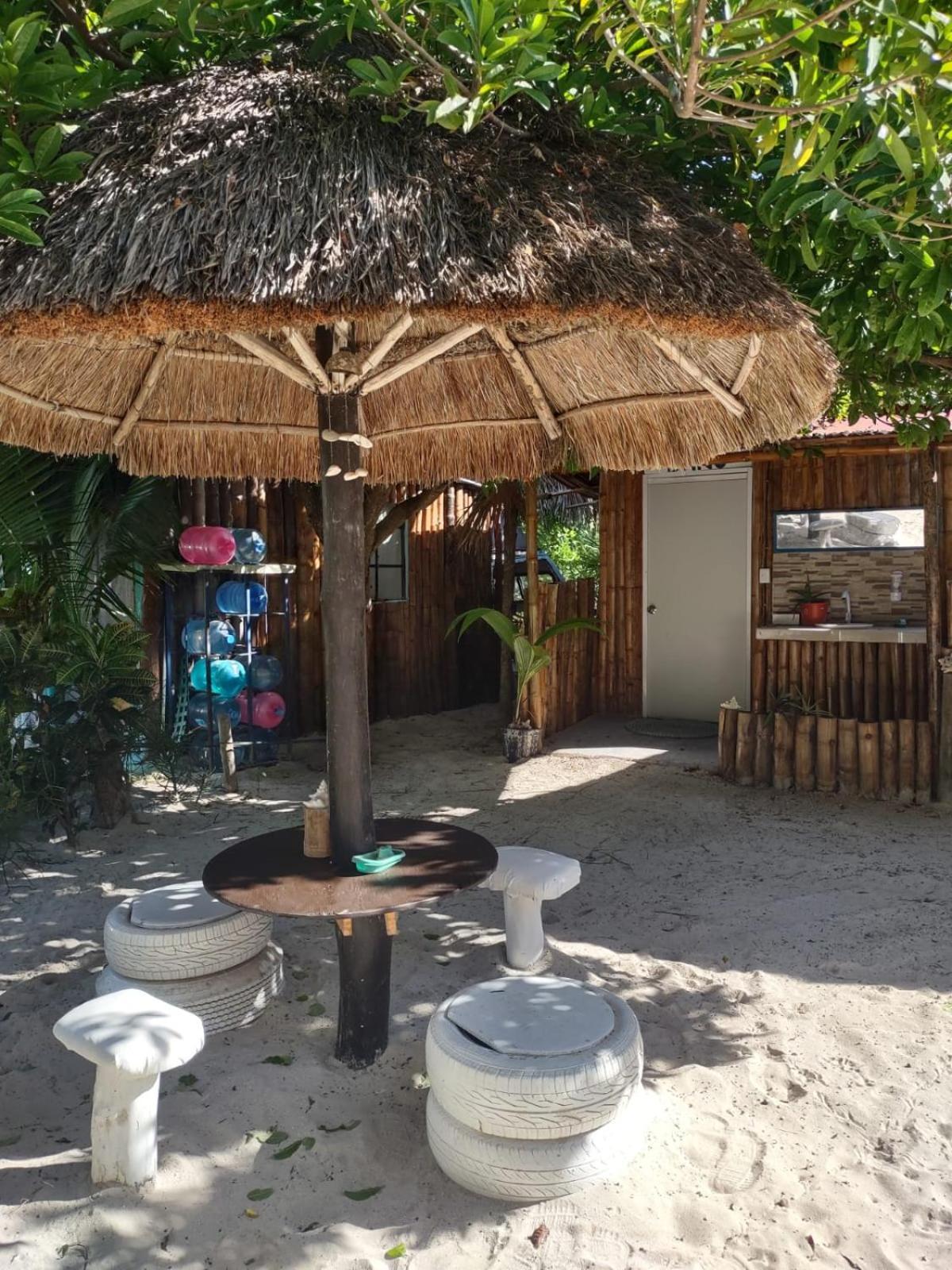 Lunazul Eco-Cabana Frente Al Mar Mahahual Esterno foto